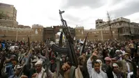 Perang yang terjadi di Yaman hingga kini masih bergejolak (Reuters)