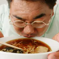 Suka makanan pedas? Jangan lewatkan 5 makanan pedas ini!