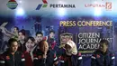 Pimpinan Redaksi Indonesia, Liputan6.com, dan SCTV Mochamad Teguh (kedua kiri) memberikan paparan dalam konferensi pers Citizen Journalist Academy di Jakarta, Selasa (25/7). (Liputan6.com/Faizal Fanani)
