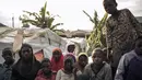 "Yang pertama tiba hampir setahun yang lalu," kata Ali Assani Mukamba, imam setempat, berbicara tentang para pengungsi Muslim. (ALEXIS HUGUET / AFP)