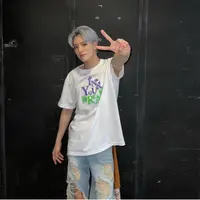 Gaya Berpakaian Jeno NCT. [@leejen_o_423]