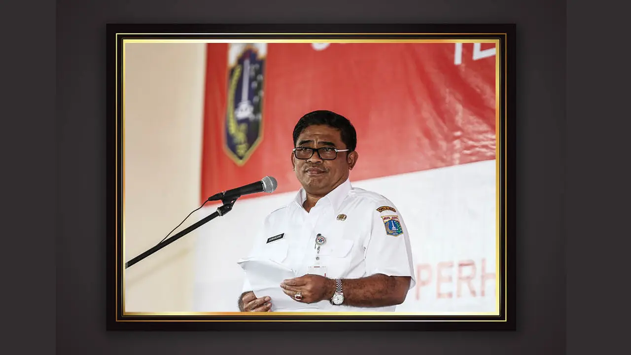 banner sumarsono