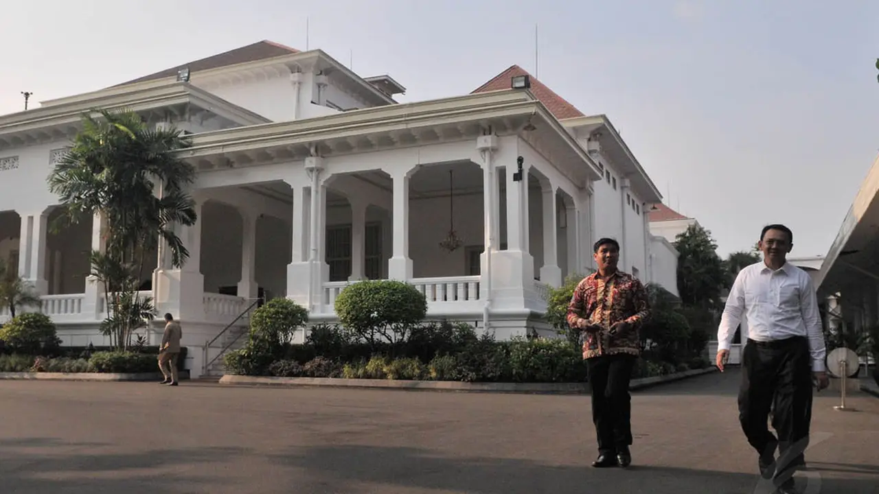 Dipanggil Jokowi, Ahok Datangi Istana