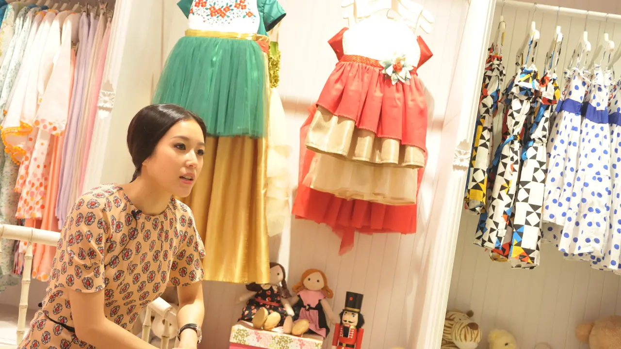 Rosalindynata Gunawan - Designer Interview 1014 04