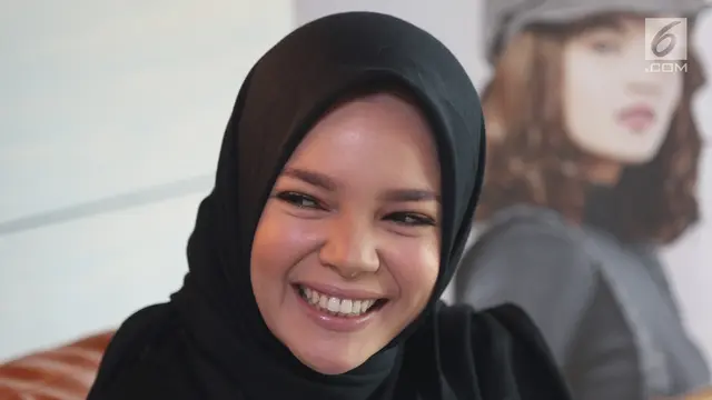 Pemain film Ayat-Ayat Cinta 2 Dewi Sandra