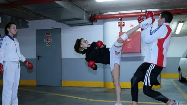 Aurore Burcois, karateka putri asal Prancis yang tampil di Kejuaraan Dunia WKF Junior, Kadet, dan U21