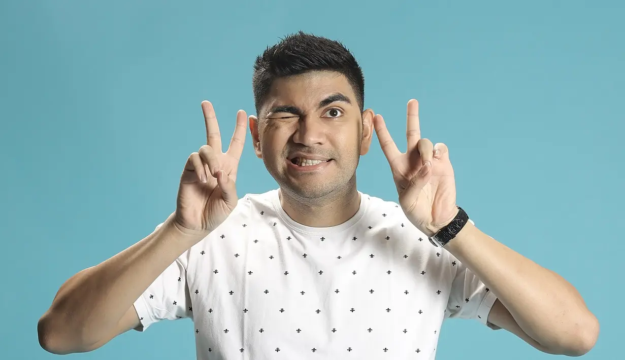 Kisah cinta Nino (Gandhi Fernando) dan Gladys (Karina Nadila)  pada season 2 ini lebih seru dibanding yang pertama. Bahkan,lebih banyak pihak yang bergabung pada season ini. (Bambang E. Ros/Bintang.com) 