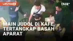 Racun judi online tengah menghantui masyarakat belakangan ini. Beberapa orang bahkan nekat bermain di tempat umum seperti viral baru-baru ini disebut terjadi di Nias, Sumatera Utara. Seorang pria tertangkap basah aparat tengah bermain judi online di ...