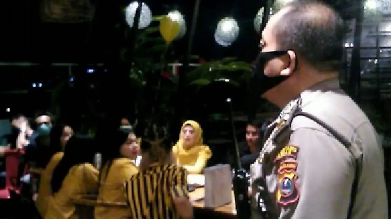 Bubarkan acara ulang tahun