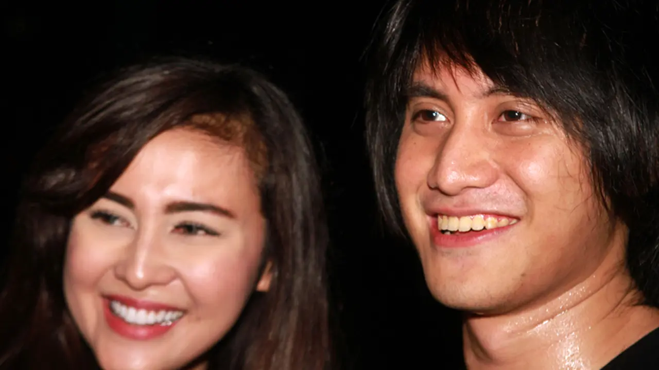 Kevin Aprilio dan Vicy Melanie