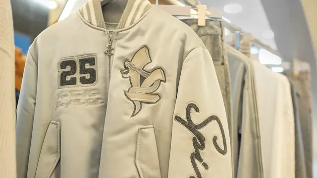 Vespa Hadirkan Pop-Up Store Di Pacific Place Mall, Jakarta (photo by Vespa)