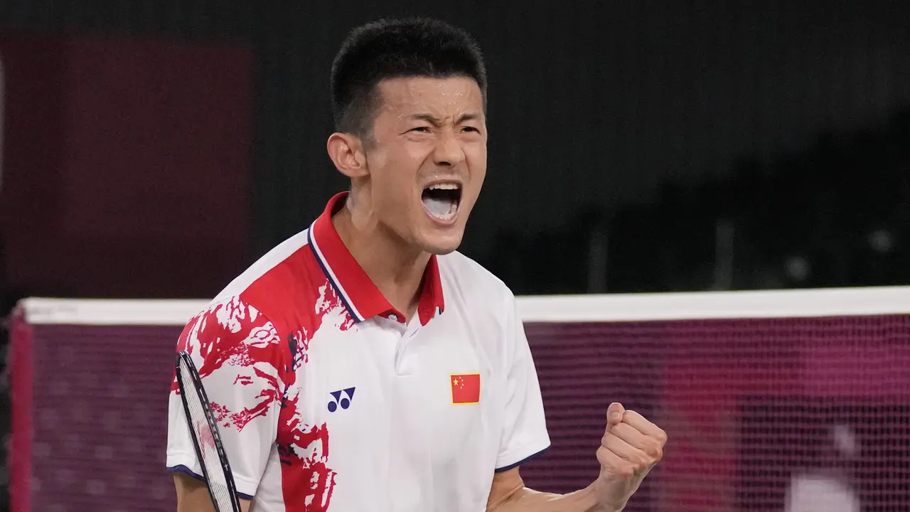 Foto: Chen Long Masih Terlalu Kuat, Anthony Sinisuka Ginting Gagal Tembus Final Olimpiade Tokyo 2020