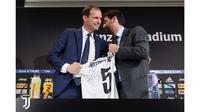 Pelatih Juventus, Massimiliano Allegri, pada konferensi pers perpisahannya di Turin, Italia, Sabtu (18/5/2019). (Juventus.com)