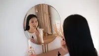 Tutorial Makeup Peachy Look untuk Valentine: Simpel, Fresh, dan Bikin Bibir Lebih Standout