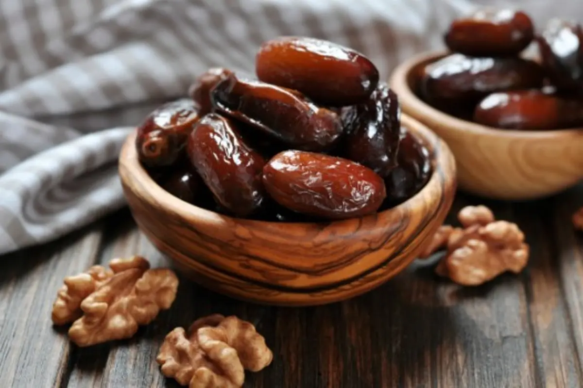Menu Buka Puasa: 6 Jenis Hidangan Olahan Kurma