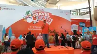 Pembukaan AirAsia Travel Fair oleh Dendy Kurniawan CEO Grup Air Asia untuk Indonesia di Kota Kasablanka, Kamis (9/2/2017)