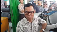 Haji Faisal Tanggapi Kabar Putusnya Hubungan Fadly Faisal dan Rebecca Klopper