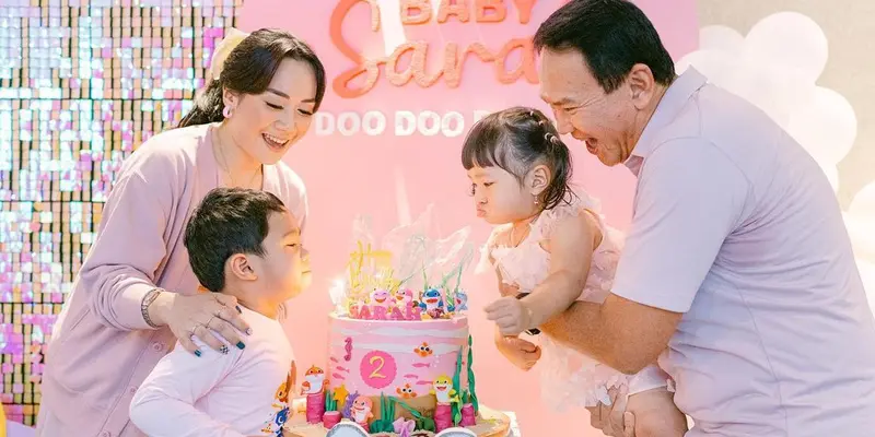 Eva Greenning katta nipellari sashatar.ru saytida korsatilgan.