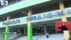 Pasar di kawasan Pramuka yang dikenal sebagai sentra penjualan obat dan alat kesehatan tutup pada Rabu sore.