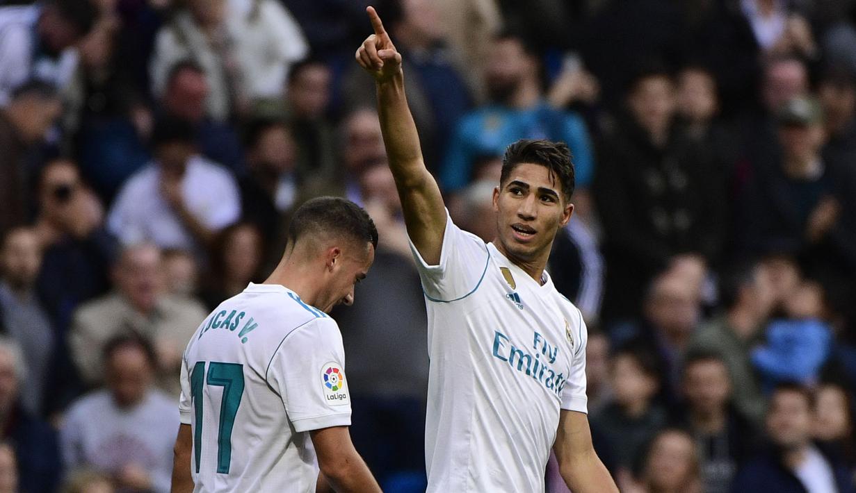 Selain Ramos, PSG juga datangkan Achraf Hakimi dari Inter Milan pada bursa transfer musim 2021/2022. Sebelum bermain di Inter Milan, Hakimi adalah pemain jebolan akademi Real Madrid. Ia tercatat pernah bermain sebanyak 17 kali dengan dua gol dan satu assist. (Foto: AFP/Pierre-Philippe Marcou)