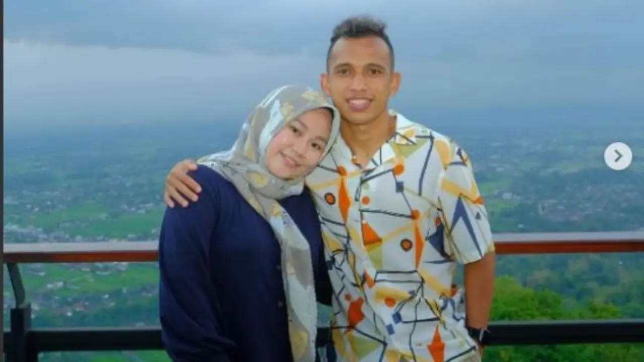 Irfan Jaya dan istri, Sri Lestari