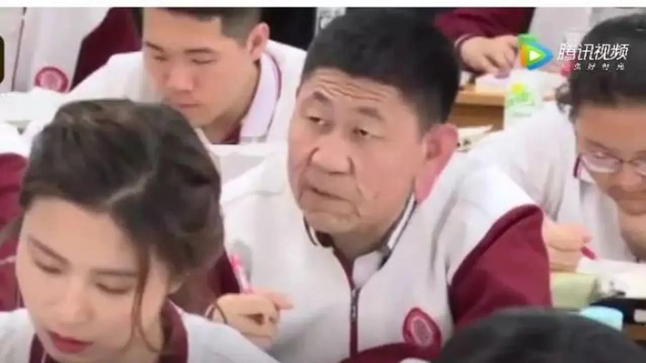 Remaja terlihat seperti kakek tua (odditycentral/Photo: video screengrab)