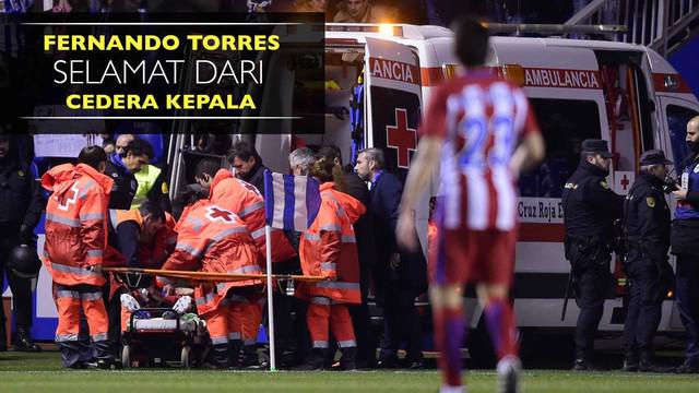 Striker Atletico Madrid, Fernando Torres sempat tak sadarkan diri setelah bertabrakan dengan pemain Deportivo La Coruna