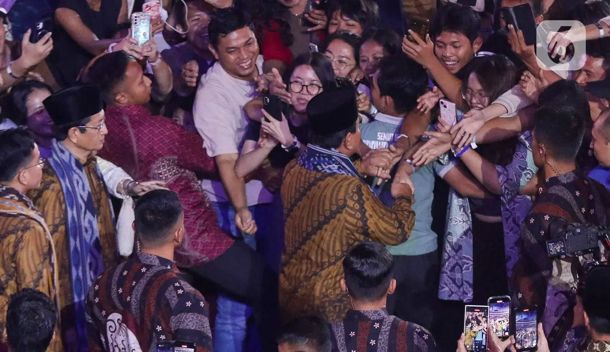 Tema ini mengingatkan umat Kristiani untuk mengikuti cinta Yesus yang paripurna dalam memberi diri dan memedulikan semua tanpa mengindahkan status sosial. (Liputan6.com/Herman Zakharia)