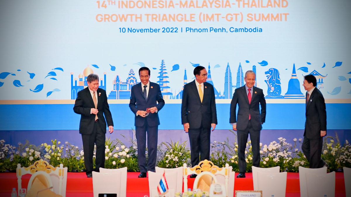 Hari Keempat di Kamboja, Jokowi akan Hadiri Sejumlah KTT dan Tiga Pertemuan Bilateral