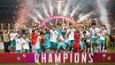 Timnas Indonesia U-16 berhasil meraih trofi juara Piala AFF U-16 usai menag tipis 1-0 atas Timnas Vietnam U-16 di Stadion Maguwoharjo, Sleman. Ini merupakan trofi kedua bagi Timnas Indonesia U-16 di ajang yang sama setelah Piala AFF U-16 2018 yang juga berstatus tuan rumah. (Bola.com/Bagaskara Lazuardi)