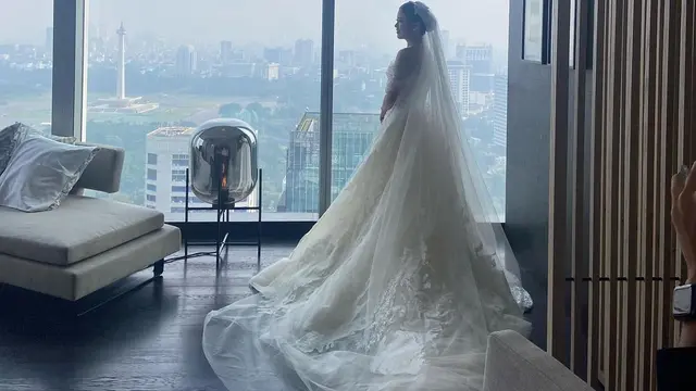 6 Potret Pernikahan Jessica Tanoesoedibjo dan Jonathan Natakusuma, Berlangsung Khidmat