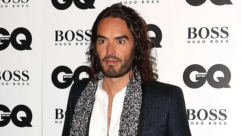 russel-brand-130905b.jpg