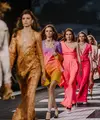 Chanel memperkenalkan koleksi Cruise 2023/2024. Koleksi penuh warna dihadirkan lewat berbagai sisi dengan menyenangkan. Foto: Document/Chanel.