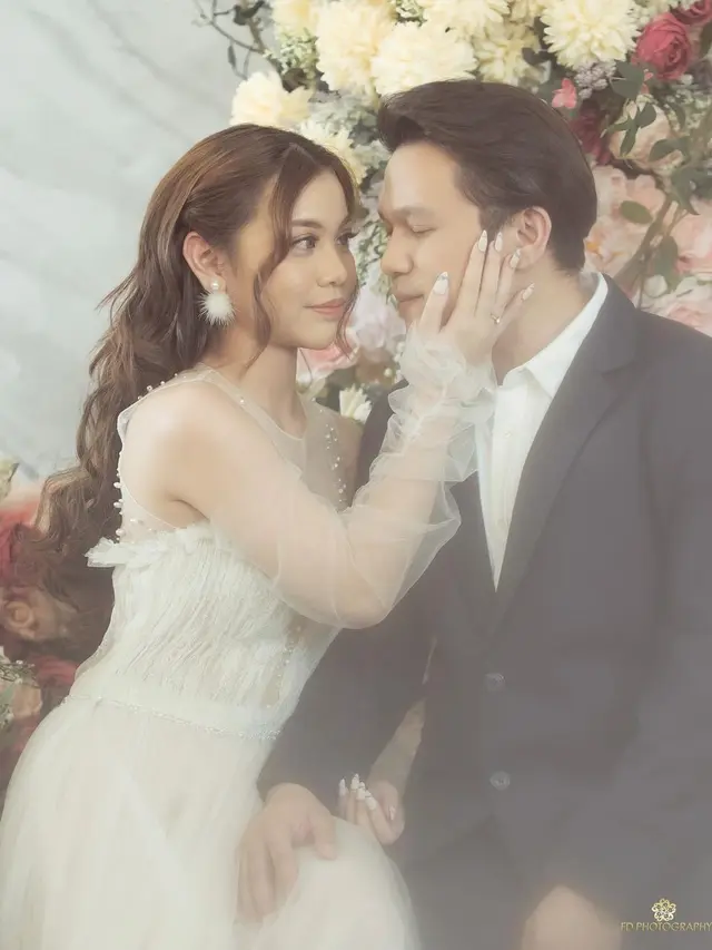 Gaya pemotretan Jordi Onsu dan Frislly Herlind yang makin mesra. (Sumber: Instagram/fdphotography90)