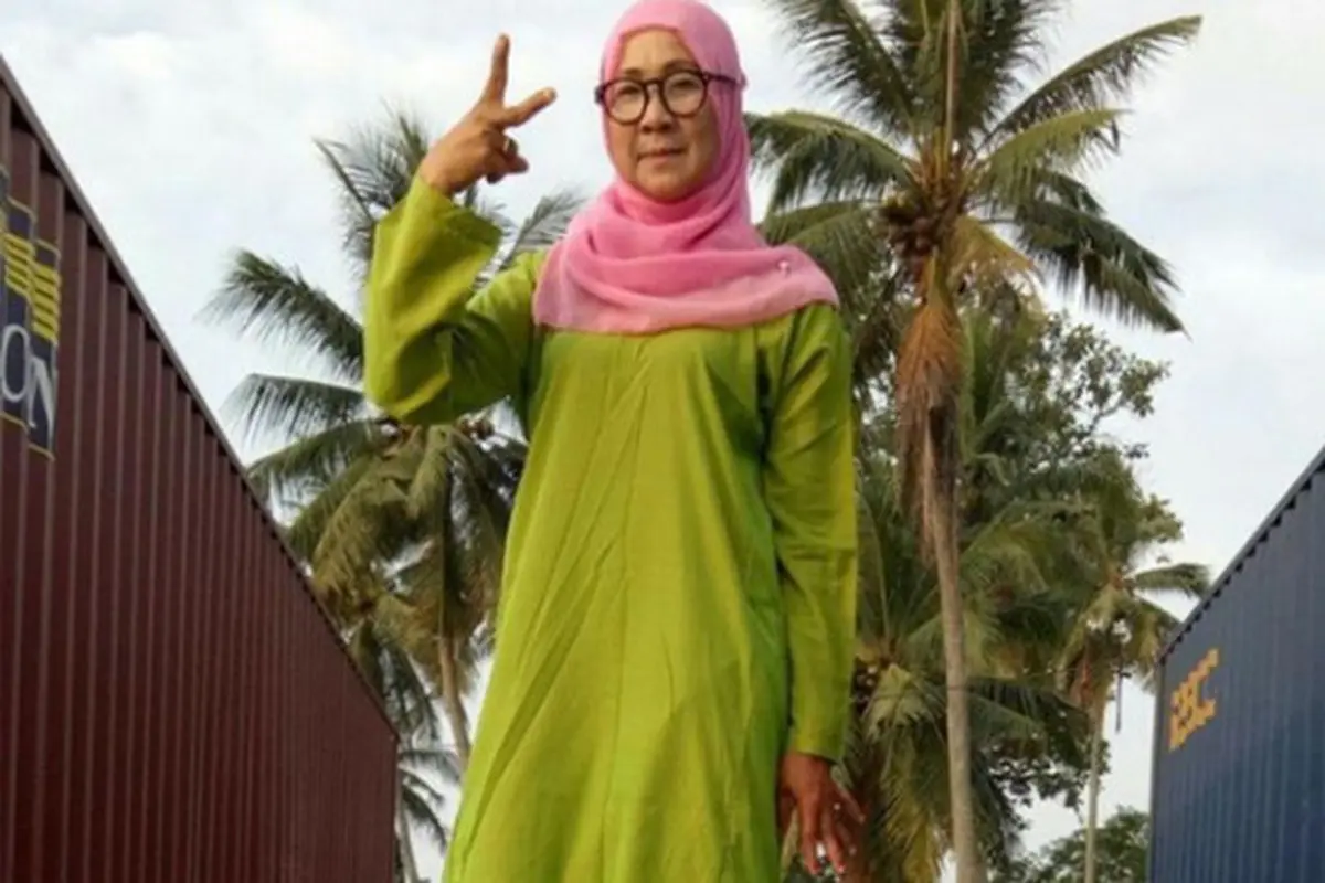 Kisah Sopir Kontainer Wanita 51 Tahun Bergaji Rp 23 Juta 