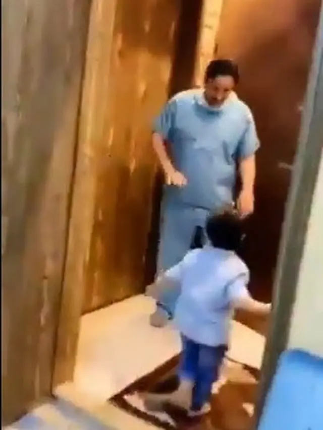perawat di Arab menangis tak bisa peluk sang anak