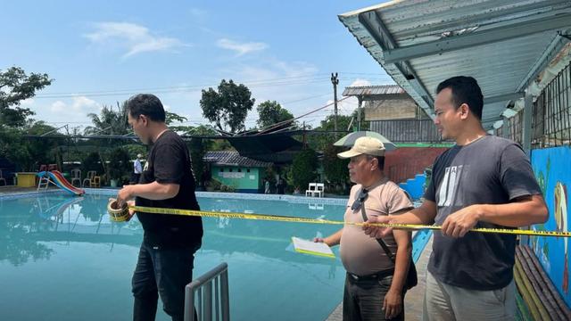 Duka Pasutri Polisi dan Bidan di Pemalang, Putrinya Meninggal Dunia saat Belajar Renang