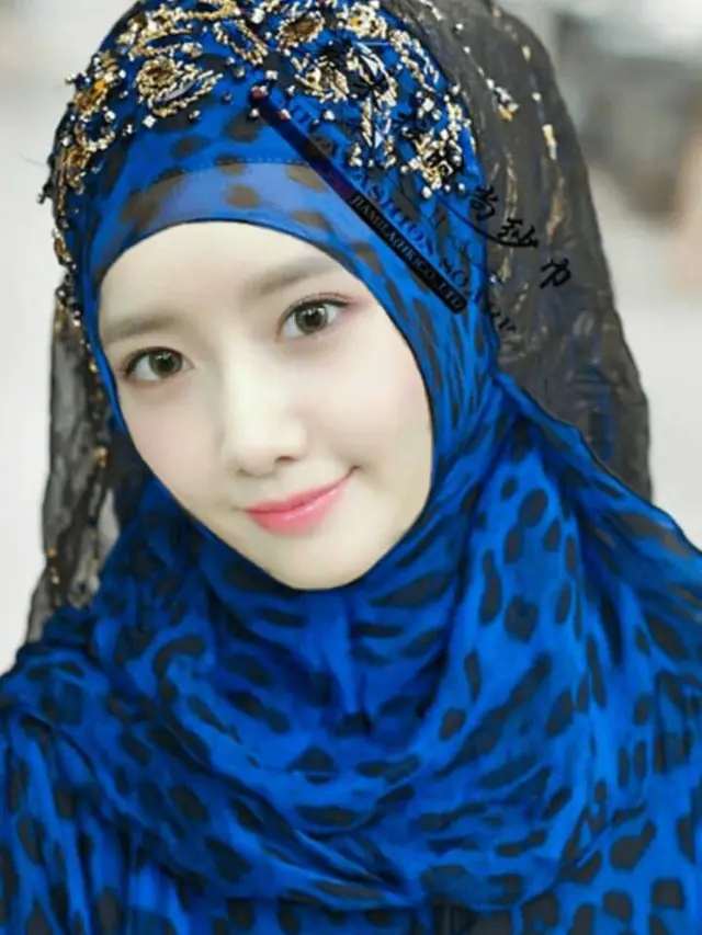 6 Editan Foto Yoona SNSD Berhijab Ini Curi Perhatian, Netizen: Kelihatan Cocok