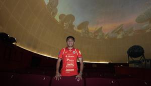 Kehadiran Fajar Fathurrahman diharapkan mampu memperkuat kedalaman skuad, khususnya di posisi bek sayap kanan. Ia diproyeksikan memberi dampak positif, sebagaimana performa impresifnya saat membela Borneo FC. (Foto: Dok Persija)