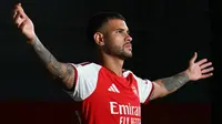 Bruno Guimaraes Resmi Gabung Arsenal, Transfernya Cetak Rekor
