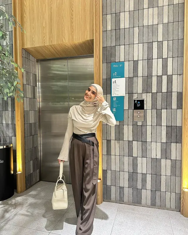 6 Potret Nadya Mustika selang 6 bulan persalinan anak kedua, kembali langsing seperti gadis