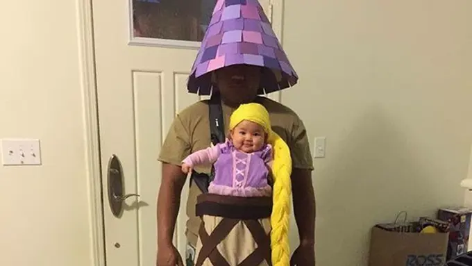 Kostum Halloween Ayah-Anak, Bukannya Seram Malah Lucu!