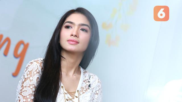 [Fimela] Angel Karamoy