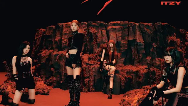 ITZY (X/ITZYofficial)