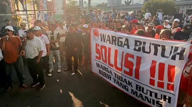 Macet Ketapang Makin Menggila dan Makan Korban, Warga Demo ASDP