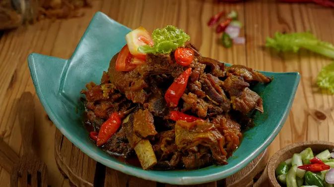 Daging kambing kecap lezat dengan kecap manis dan rempah pilihan