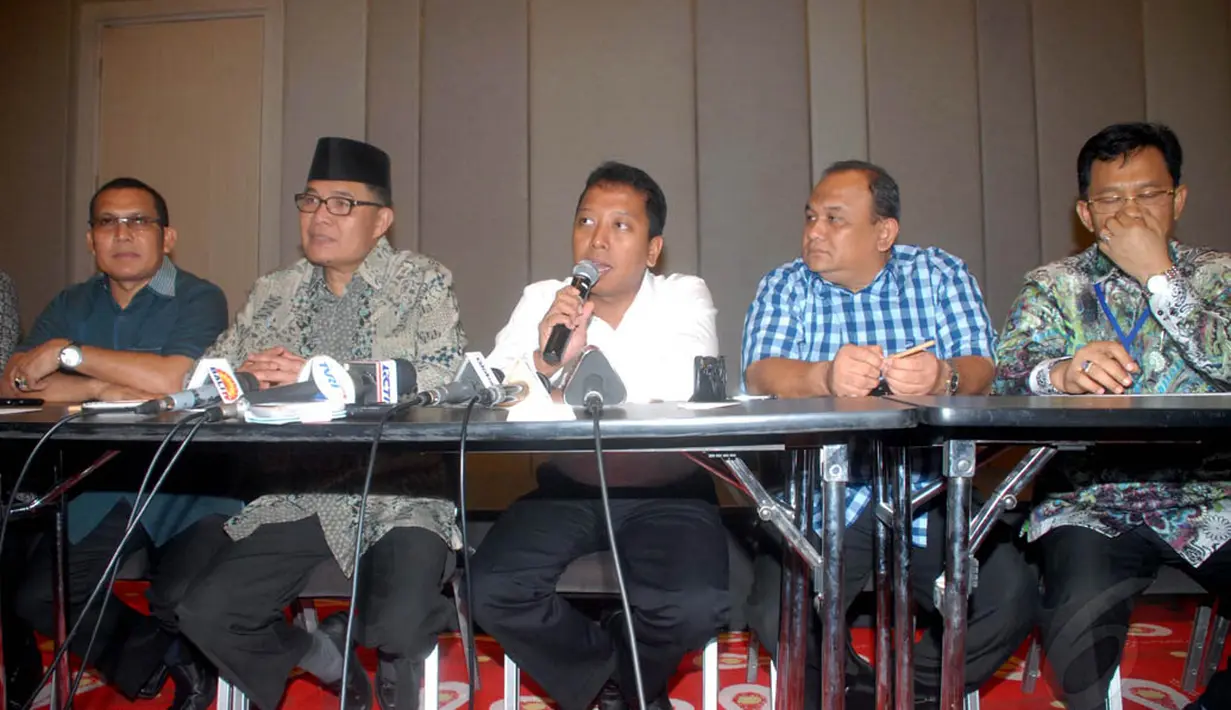 Dewan Pengurus Pusat Partai Persatuan Pembangunan (PPP) usai menggelar rapat pengurus harian DPP PPP di Jakarta,(10/9/14). (Liputan6.com/Johan Tallo)