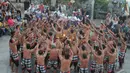 Nama kecak adalah sebuah nama yang diambil dari suara yang keluar dari iringan tari tersebut yang berdendang "Cak " yang di dendangkan secara terus menerus, Bali (31/8/2014) (Liputan6.com/Herman Zakaria)