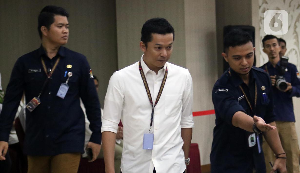 Peraih medali emas Olimpiade Athena 2004, Taufik Hidayat masuk dalam daftar Bakal Calon Legislatif (Bacaleg) yang diusung Partai Gerindra. (Liputan6.com/Helmi Fithriansyah)