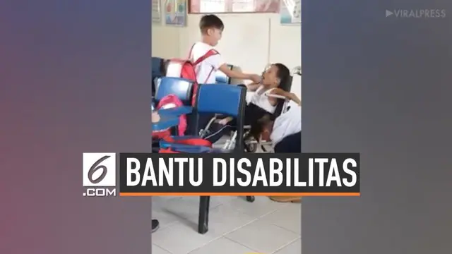 Sebuah video tengah menjadi perbincangan hangat di media sosial. Di mana dua orang siswa SD membantu seorang temannya yang mengalami celebral palsy agar makan saat waktu istirahat di kelas.